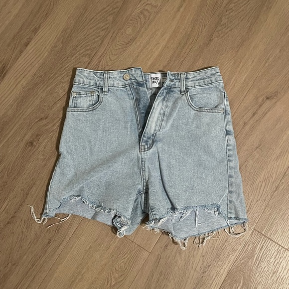 Princess Polly Tiyarna denim shorts - Picture 3 of 3